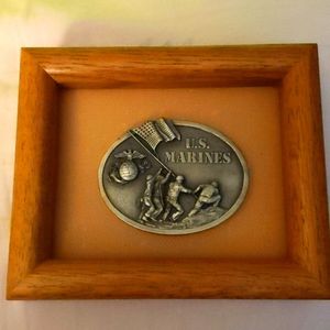 Framed belt buckle Marines